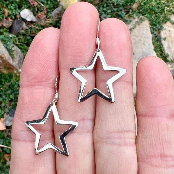 Sundance $78 NEW Sterling Silver STAR 1-1/4" Dangle Holidays Christmas Earrings - Picture 2 of 10